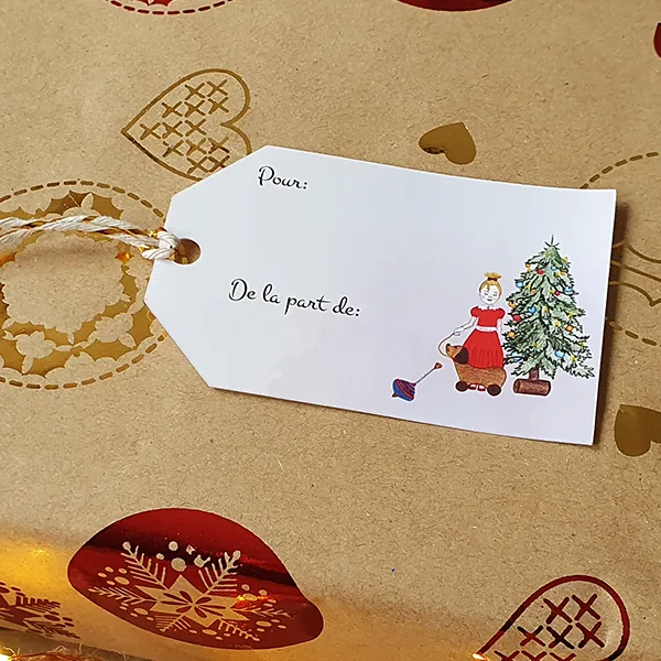 Etiquettes cadeaux petite fille au sapin