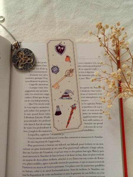 Marque-page fantasy Les accessoires du sorcier
